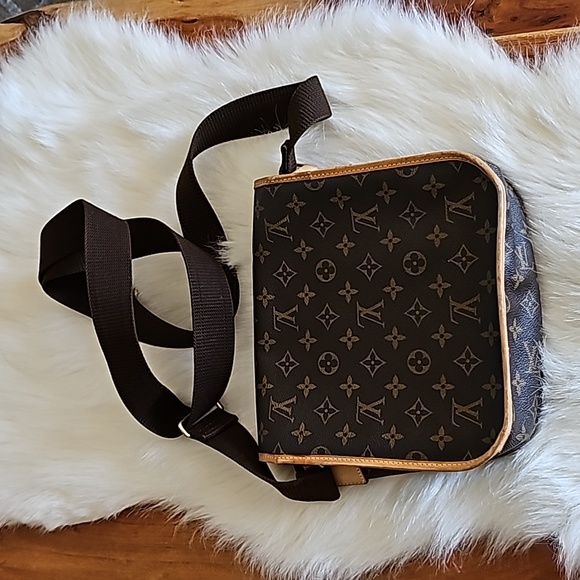 Louis Vuitton Bosphore Crossbody Messenger PM Brown Tan Monogram - Picture 10 of 16